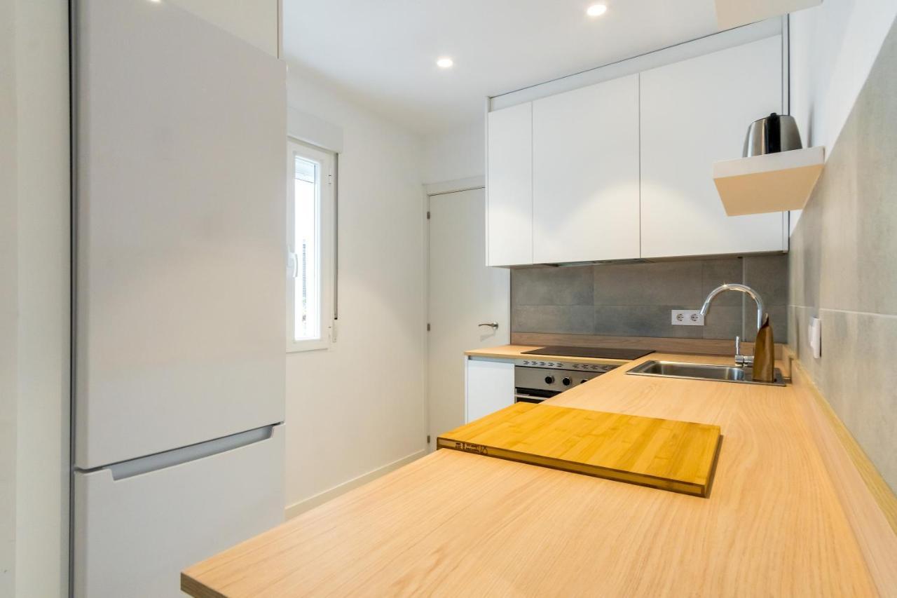 Bright Modern - 2bedrooms 1bathroom - Delicias Madryt
